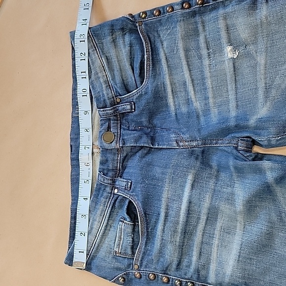 Blank NYC, Size 27, Skinny, Studded 5 Pocket Jeans, Gently Used Condition - Picture 2 of 13